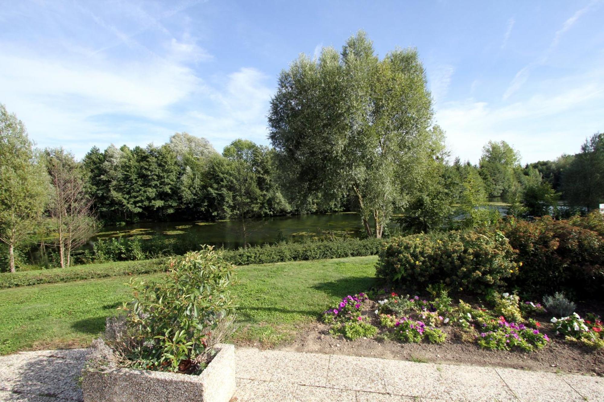 ibis Château-Thierry Essomes-sur-Marne Ngoại thất bức ảnh